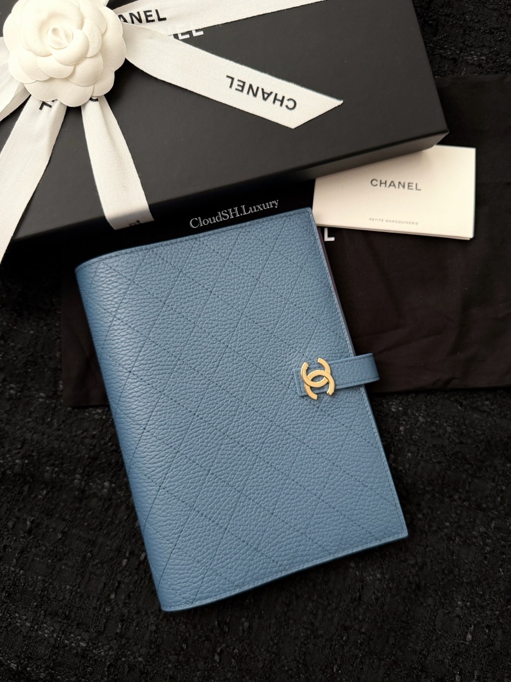 Auth BN Chanel 26B Blue Quilted Caviar Leather GM/ Large Agenda Cover